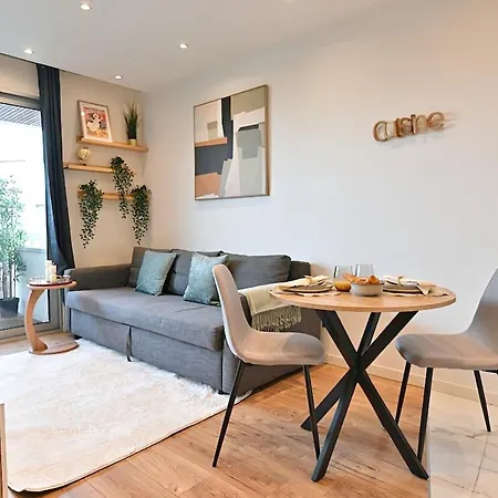 Neuilly-sur-seine- Ii * Neuilly-sur-Seine