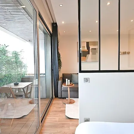 Neuilly-sur-seine- Ii * Neuilly-sur-Seine