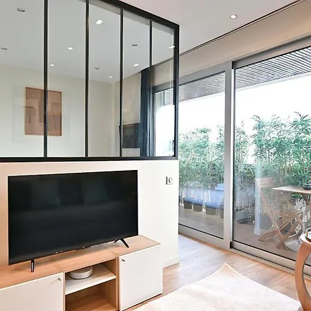 Neuilly-sur-seine- Ii Apartment *